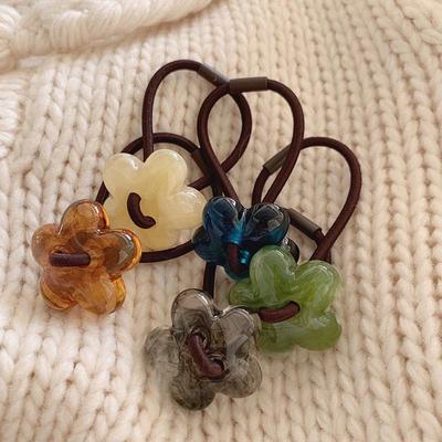 2023 Fresh Spring Flower Headband: High-Elastic Cowhide Hair Accessory for Simple Elegance