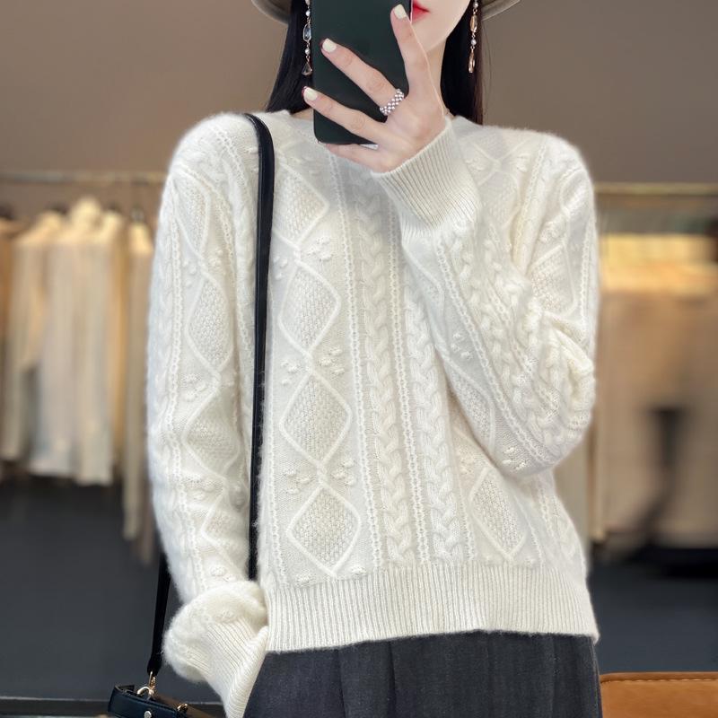 Women's Round Neck Knit Sweater - Cozy Autumn/Winter Pullover Wool Base Layer Top