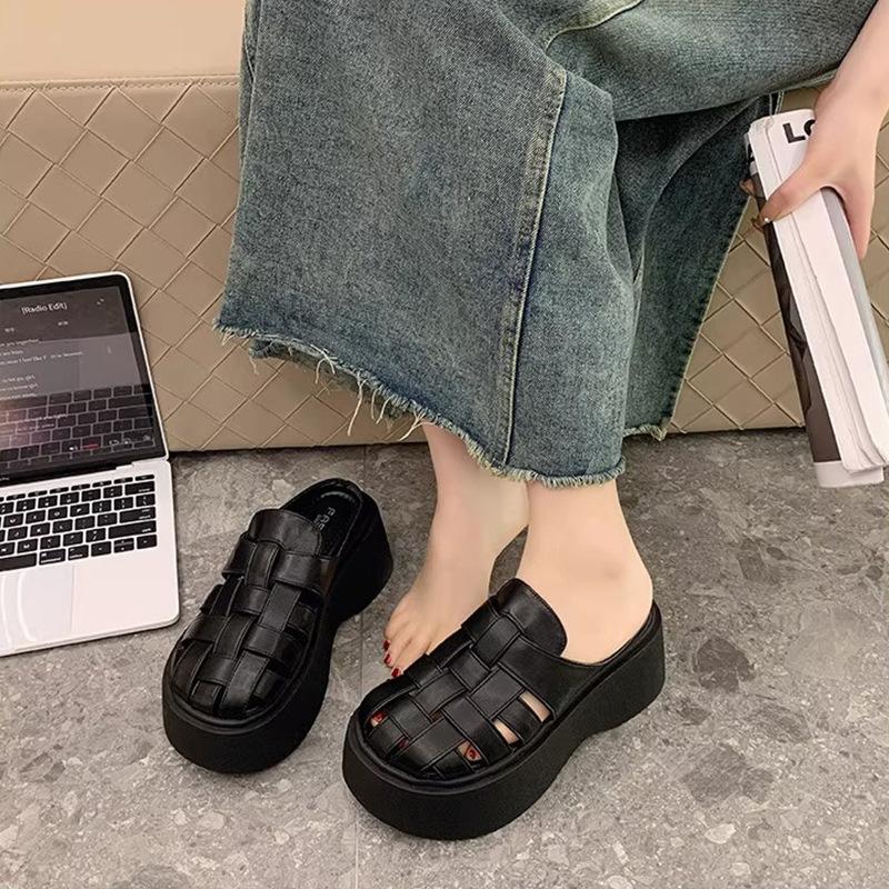 Fashion European Goods Heightening Woven Bag Head Half Slippers Women's Outer Wear 2025 New Small Thick-bottomed Beach Cool Slippers