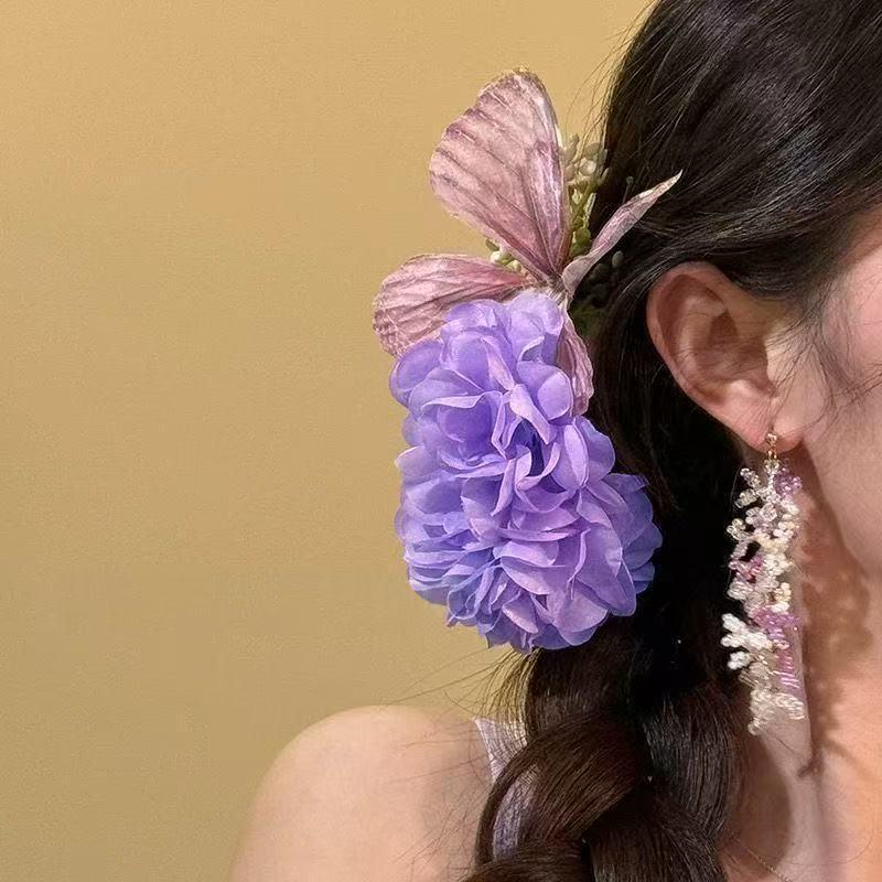 Seaside Atmosphere Lily Flower Hair Clip for Women - Vacation Style Accessory