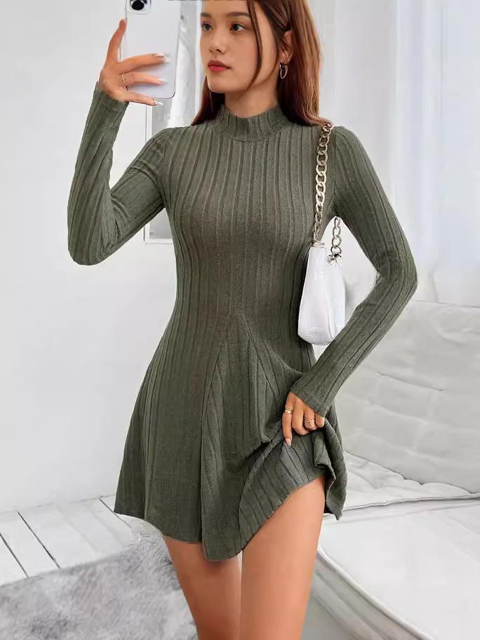 2025 Autumn/Winter European & American Women's Slimming Ribbed Dress: A-line, Half-high Collar, Long-sleeved