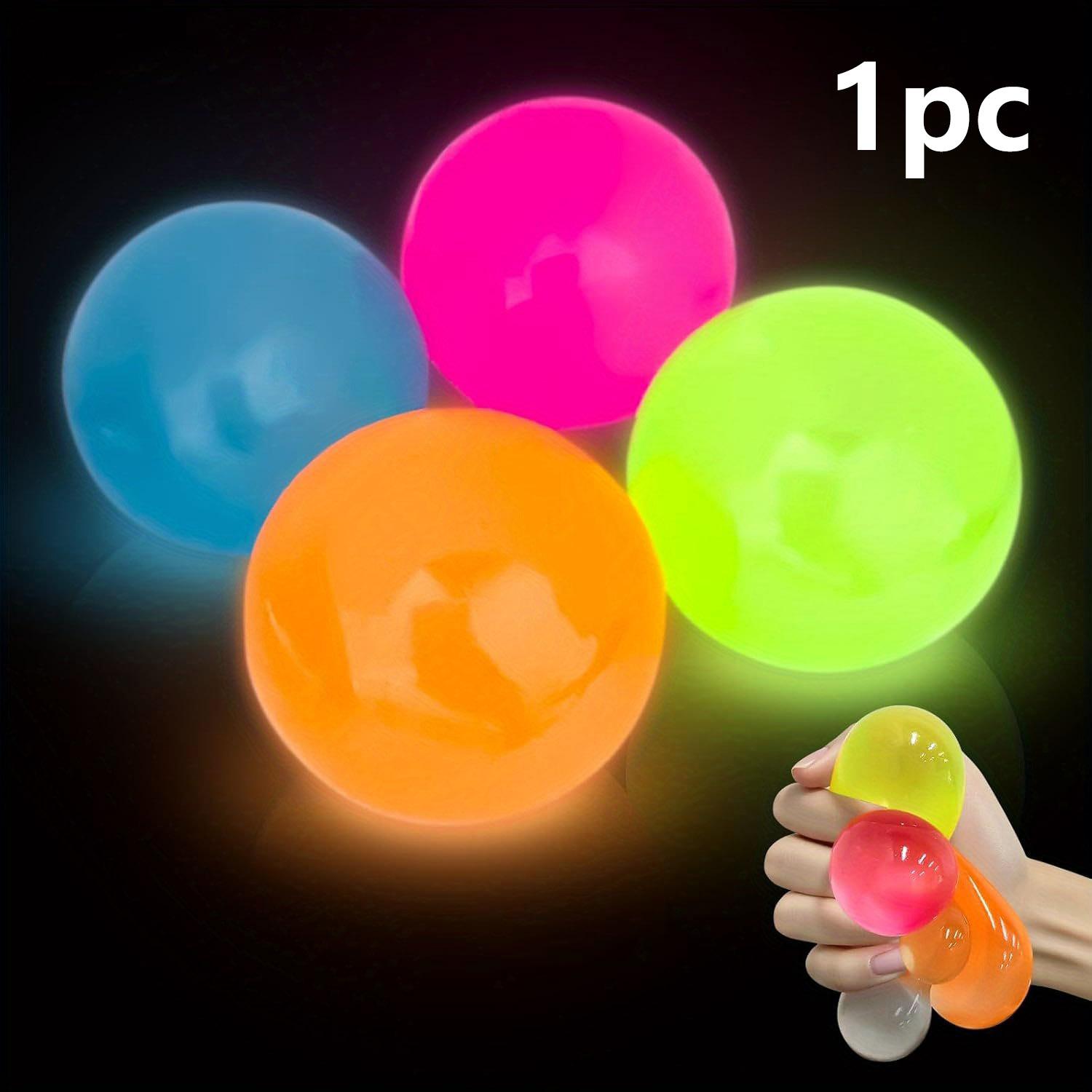 1/4 stuks Lichtgevend in het Donker Stressbal Zacht Knijp Fidget Speelgoed Lichtgevende Sensorische Bal Stressverlichtend Speelgoed voor Kinderen Volwassenen