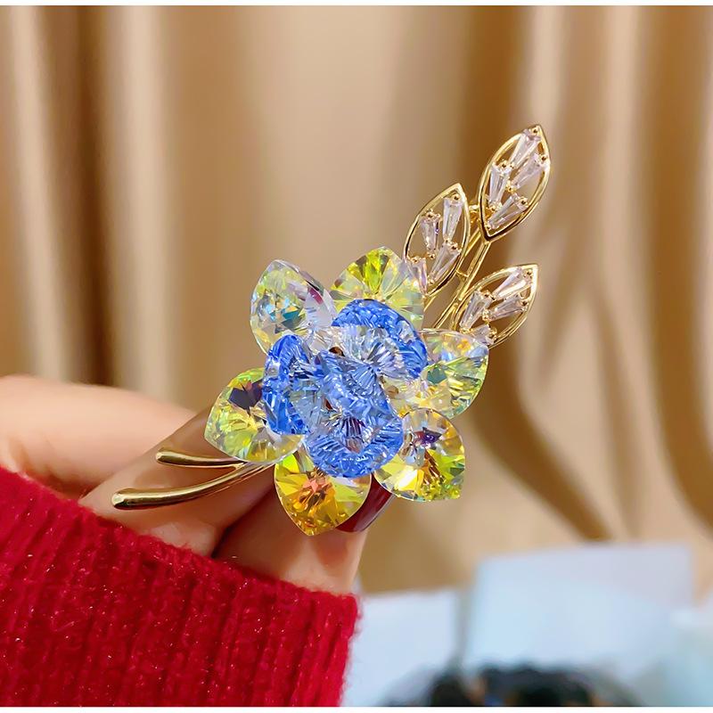 Senior Brooches Flower Leaf Brooch Pins for Women Suit Pendant  Fashion Brooches Jewelry