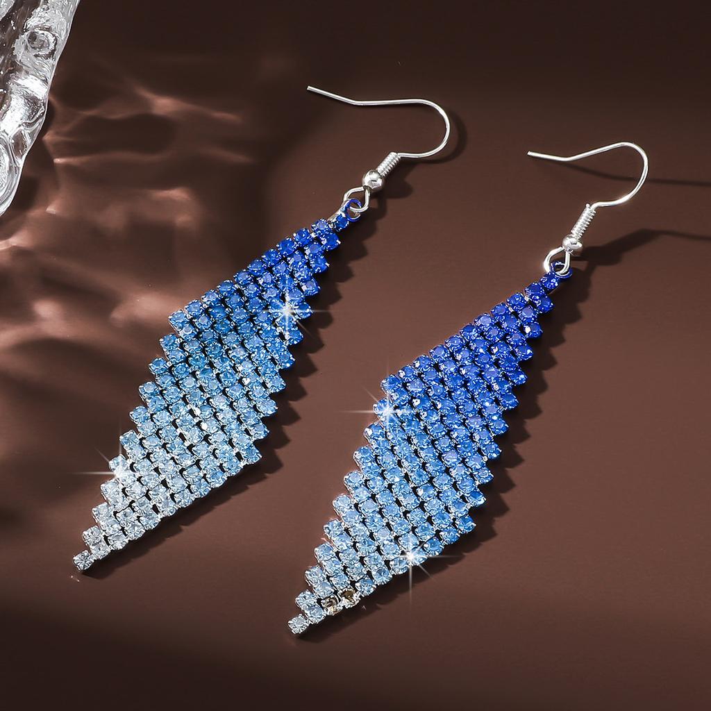 New Gradient Color Long Tassel Earrings - Stylish  High-end Elegant Studs - Unique and Versatile Earrings