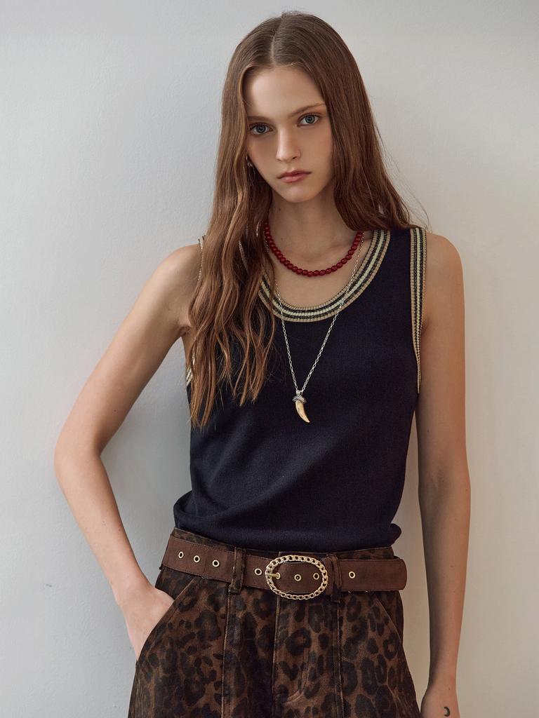 MAXZA Metallic Thread Contrast Line U-Neck Sleeveless Knit