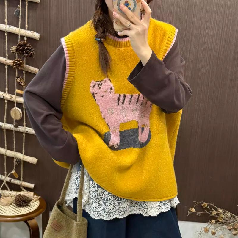 

Winter Arrival: Forest Style Cute Cat Slimming Knit Vest, Plus Size Women s Layering Wear Plus Size One-Size