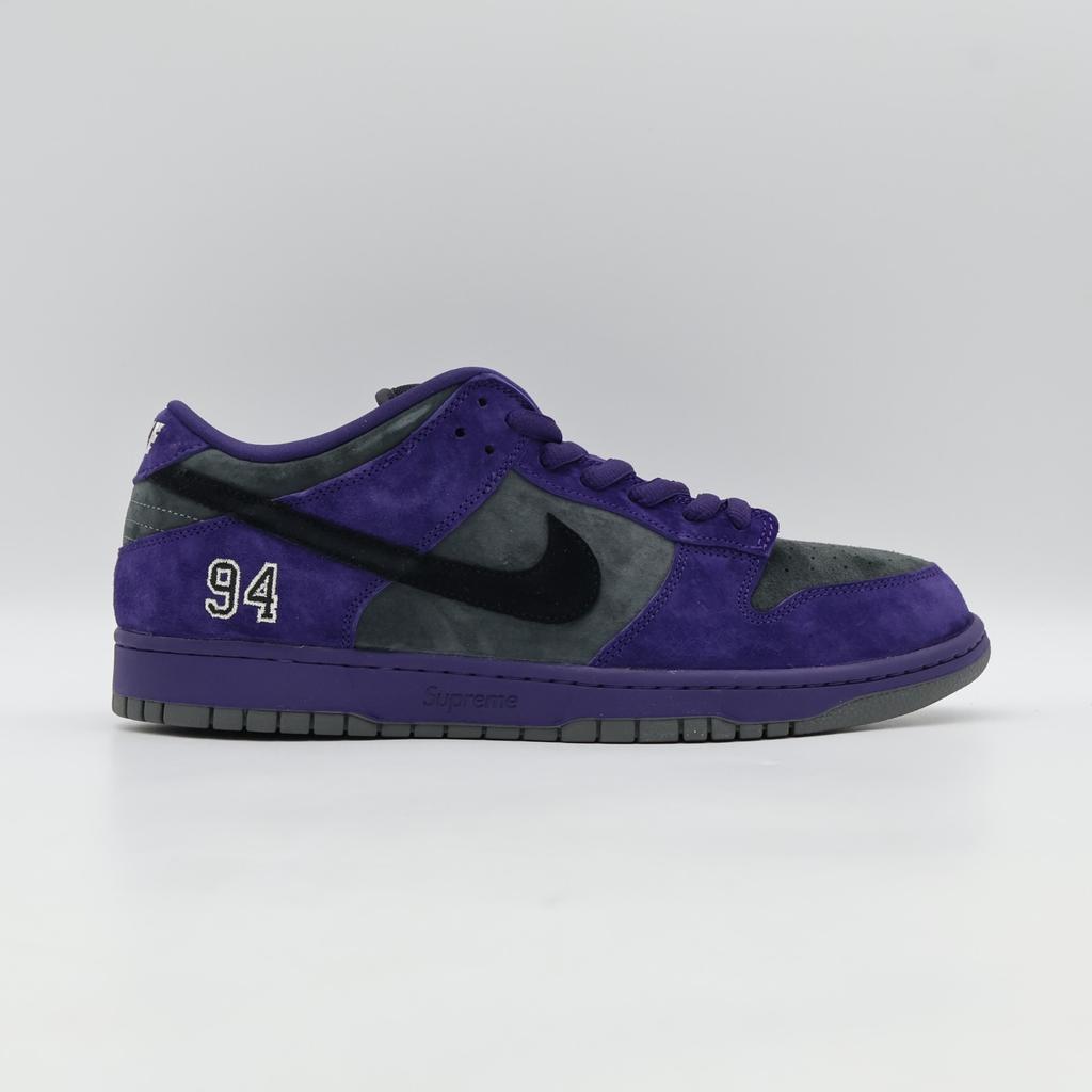 HQ8487-500 Supreme Nike SB Dunk Low Tinte (Exklusiv für Europa und das Vereinigte Königreich) (Herren)