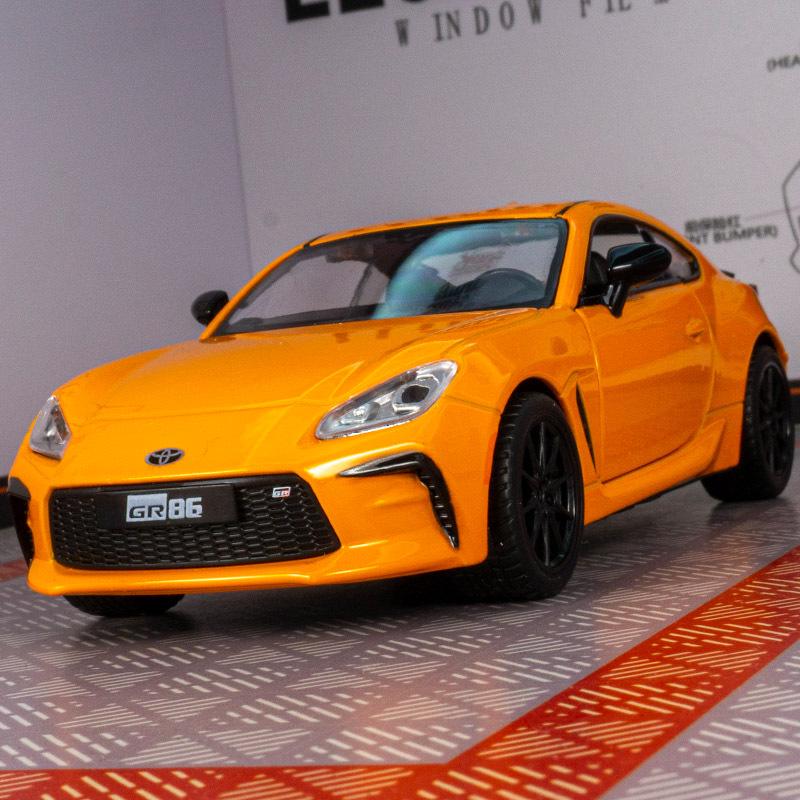 

Caipo GR86 Alloy Car Model: Pull Back, Sound & Light Toy for Kids оранжевый