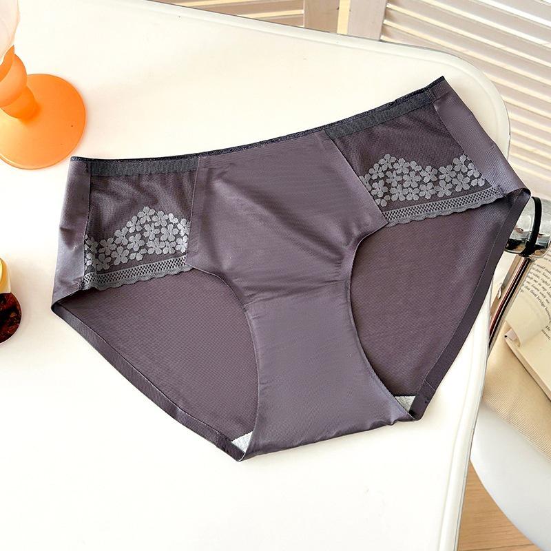 Women's Lace Thong - Seamless, Comfortable, Antibacterial Crotch