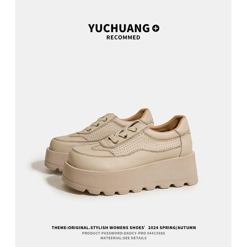 

7CM heightened platform white shoes women s 2025 super fire Internet celebrities with the same leg long versatile casual sports women s shoes 40