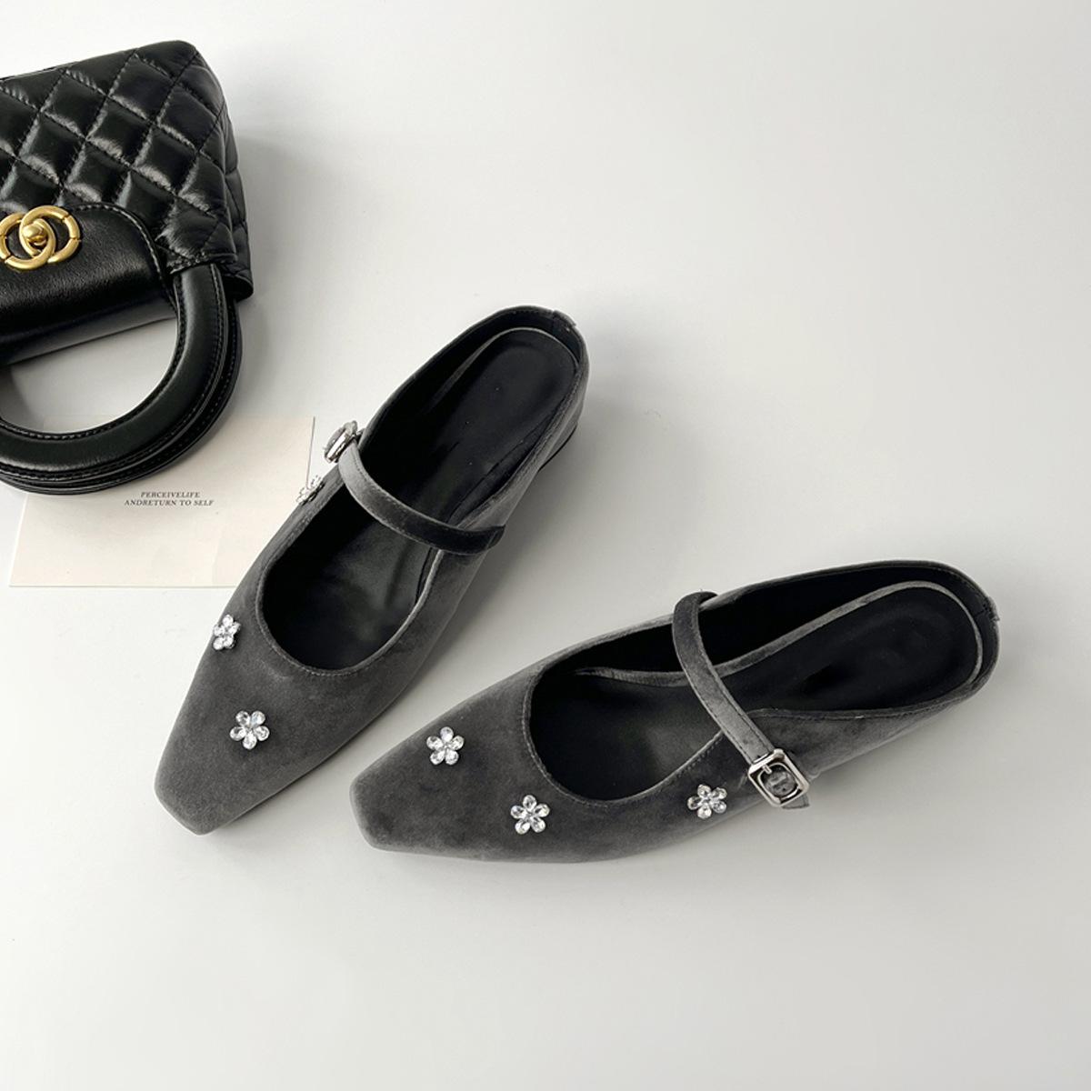 

Sheepskin version~ French rhinestone flower bag head half slippers women s outer wear inner height increase square head temperament Mary Jane single 35