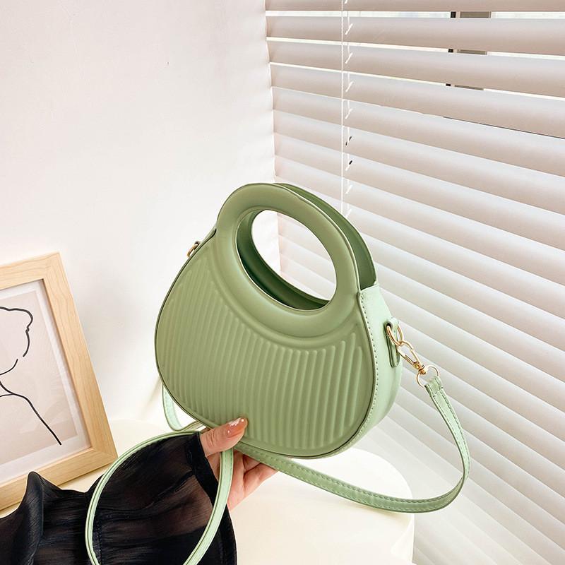 Stylish Summer 2023 Pu Womens Handbag Trendy Round Purse With Zipper Closure