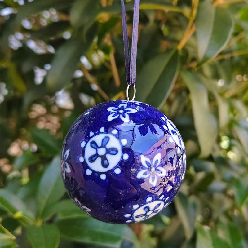 Blauer und weißer Jingdezhen Keramikkugel-Anhänger - Auto- und Weihnachtsdekoration.