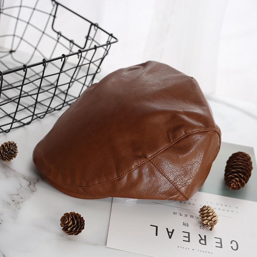 Autumn and winter PU leather forward hat women's niche face small cap retro beret painter hat tide