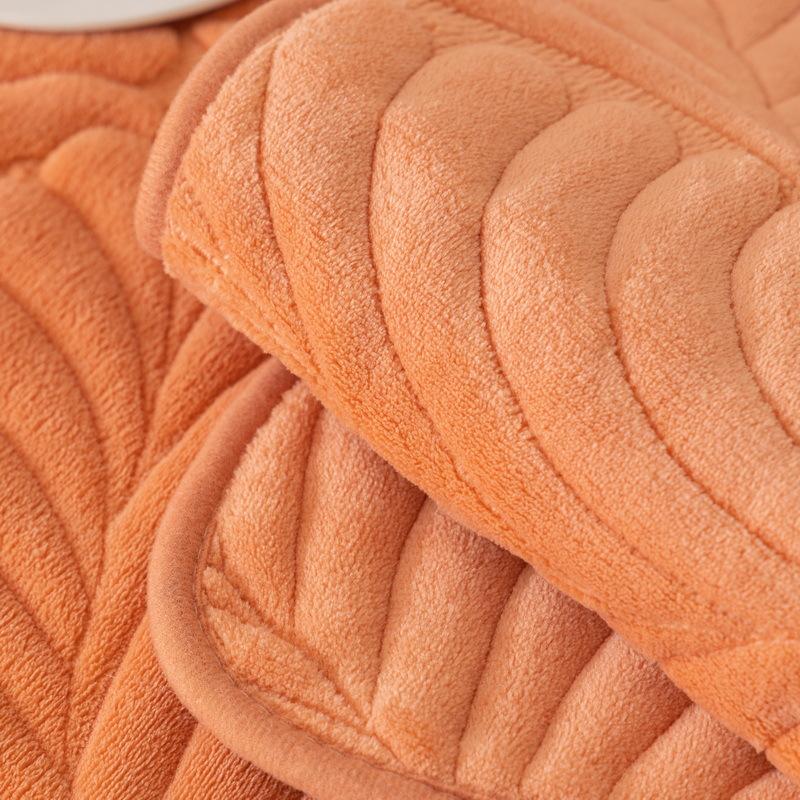 Milk Fleece Sofa Cushion, Universal Fabric For All Seasons, Non-Slip And Simple Modern Straight-Row Leather Sofa Cover, Cover Cloth, Backrest Towel