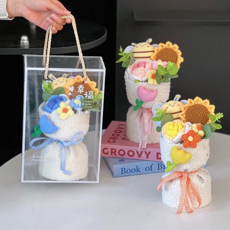Creative Handmade Diy Crochet Flower Valentine'S Day Bouquet Birthday Graduation Gifts Bouquet For Girl New Year Party Gift
