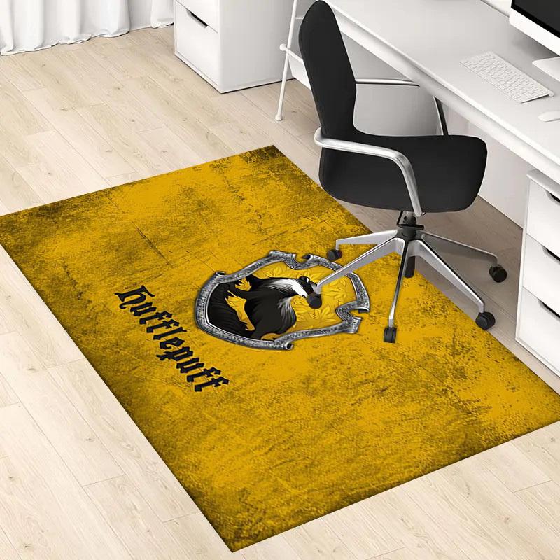 1 Stück Büro Teppich Stuhlmatten Hufflepuff Wappen Perfekt zum Dekorieren von Bürostühlen, Wohnzimmern oder Schlafzimmern, Polyester Teppich
