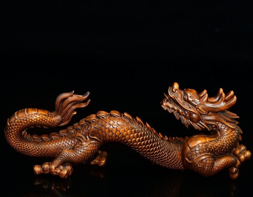 Chinese Antique Wooden Carvings Dragon Wood Carving Statue Oriental Home Decor