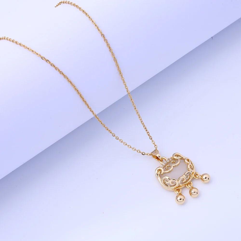 Titanium steel non fading necklace, women's cat eye stone, safety lock, light luxury, niche design, collarbone chain, versatile,