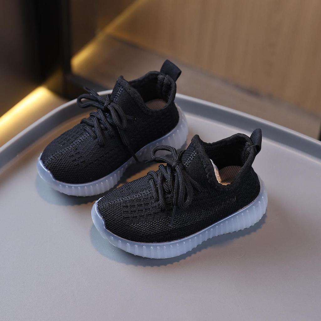 Kinder Frühjahrs- und Herbst-Flyknit-Mesh-Schuhe: Atmungsaktive, weich gefütterte Sneaker für Jungen und Mädchen