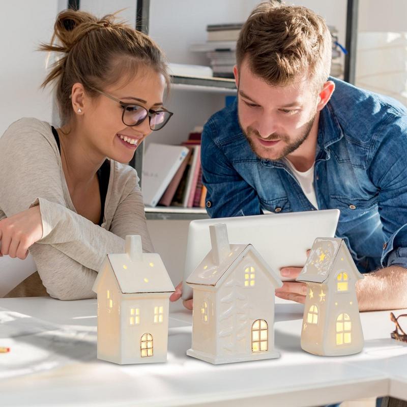 Keramisk Julelandsby Hus Ornament LED Opplyst Juletrehytte Skrivebord Hjem Pynt Julelampe Romdekor