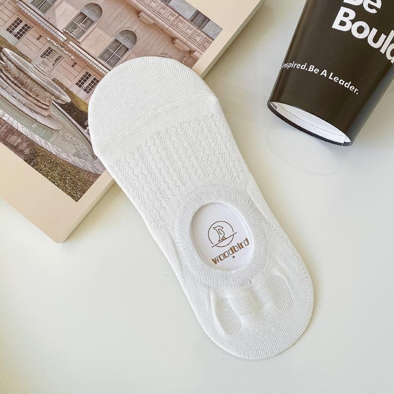 Female Summer Thin Mesh Absorbs Sweat and Does Not Slip Off with Shallow Mouth Invisible Socks