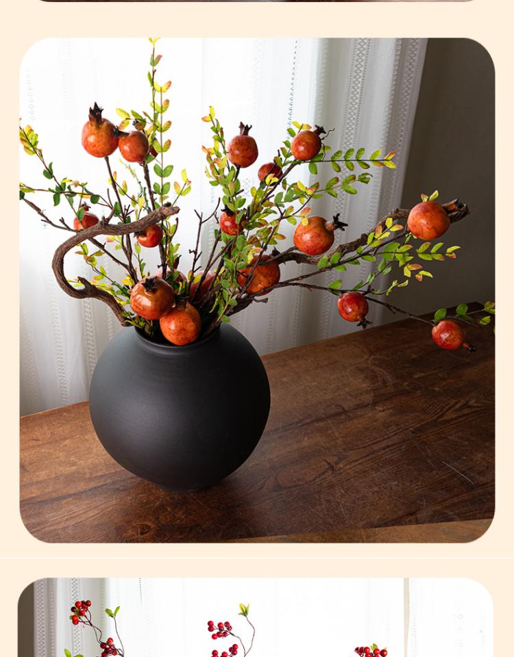 Jingdezhen Ceramic Vase: Retro Chinese Pottery for Living Room or Dining Table Flower Arrangements.
