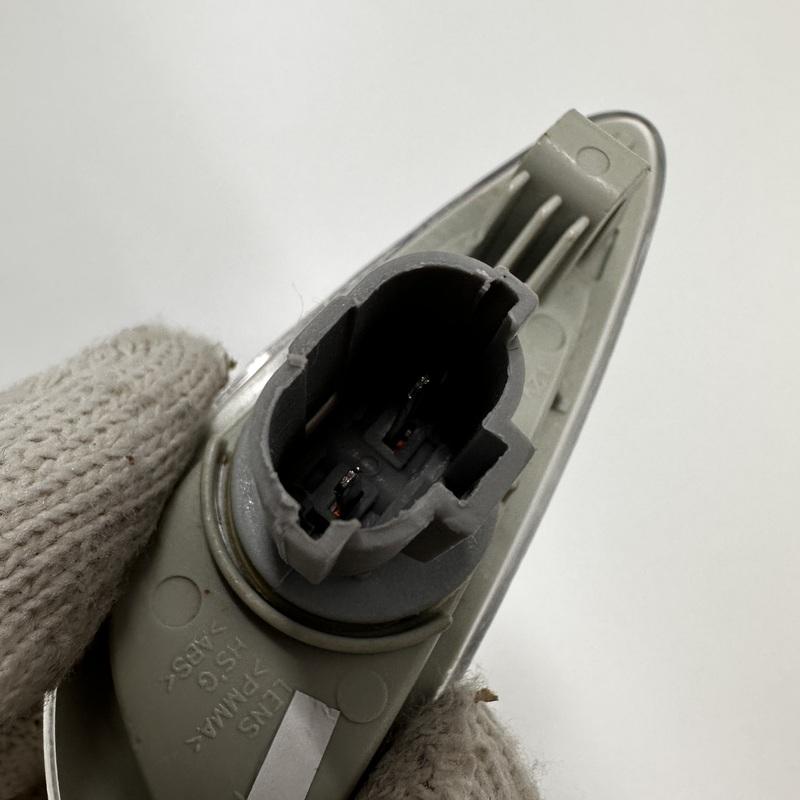 It is suitable for Kia K3 CERATO forte front leaf plate, turn signal lamp, light-emitting lamp housing  923041Y000