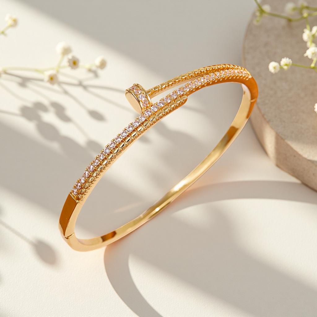 European and American Niche Jewelry High-end Light Luxury Zircon Bracelet Wedding Dinner Party Jewelry Diamond Nail Opening Bracelet 2026