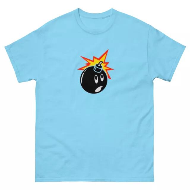 

Explosive skate world Industries retro vintage skateboarding t shirt design Unisex T-Shirt M