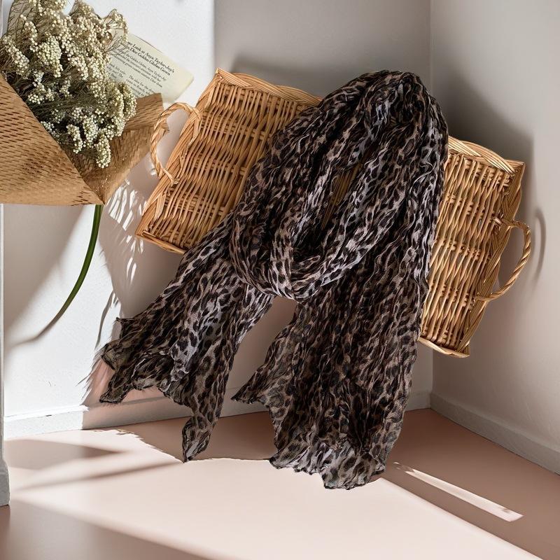 Breathable Scarf Print Classic Leopard Crease Fried Dough Twists Women's Head Scarf Silk Scarf