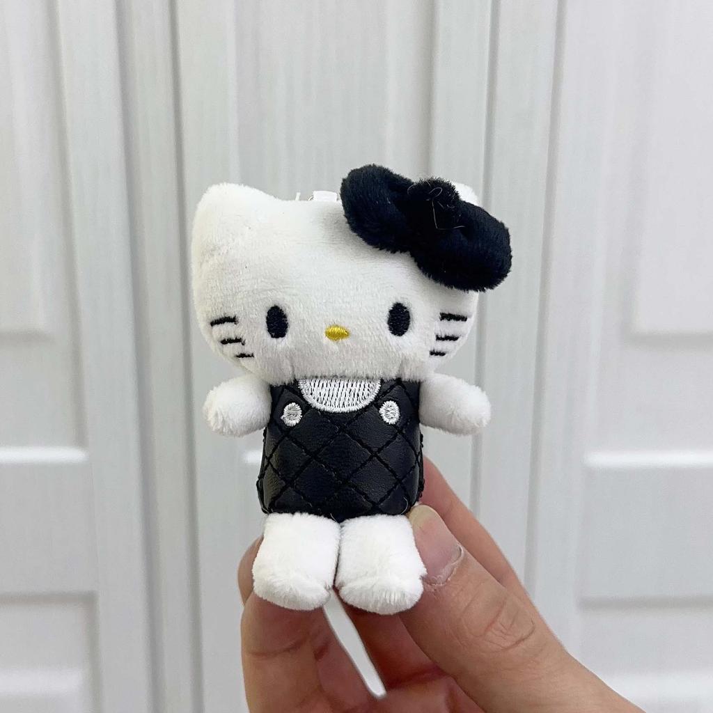8CM kawaii winter me series mini Hell Kitty Doll keychain houndstooth leopard print Kitty cat bag Pendant Cat Accessories Gifts