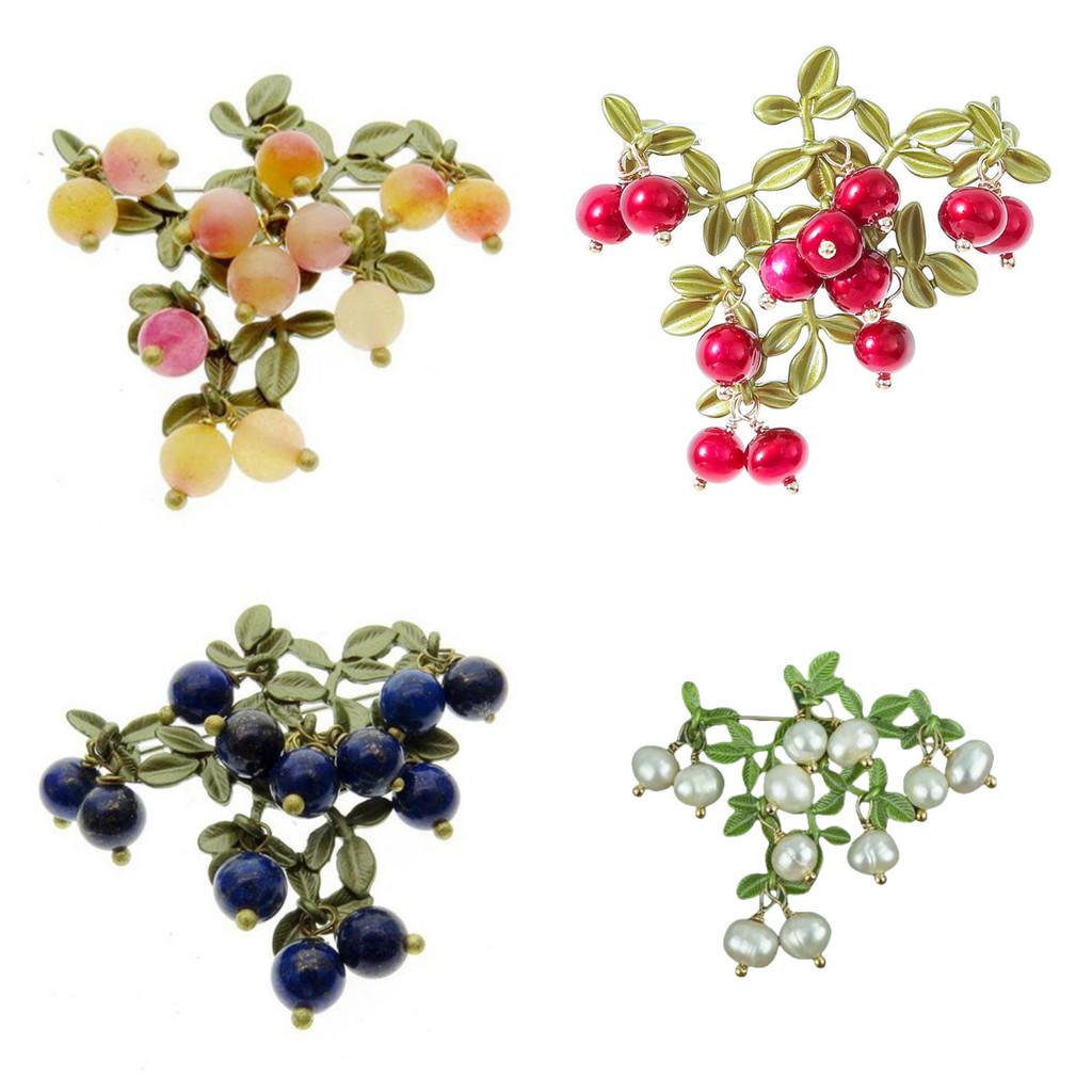Retro Green Cranberry Brooch With Alloy Leaf Decoration For Women And Men