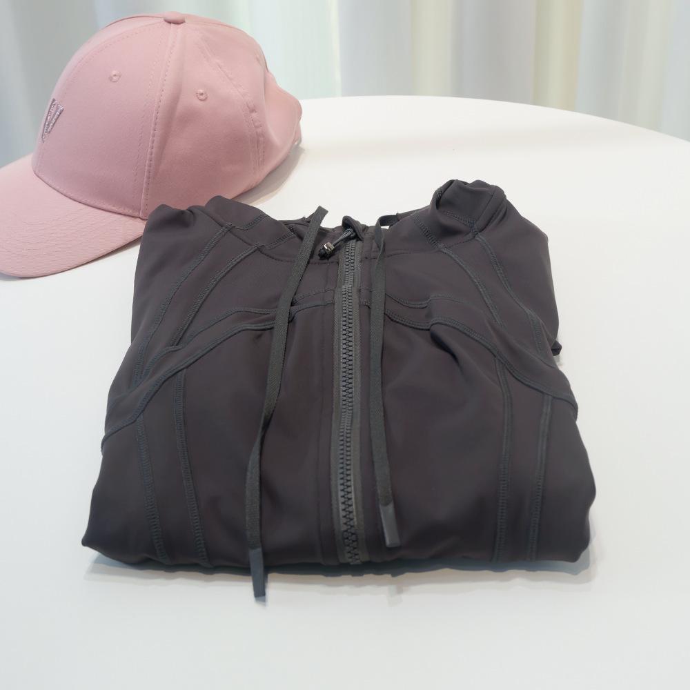 Damen Yoga Sportjacke mit Kapuze - Doppelseitig gebürstet, Hohe Elastizität, Slim Fit, Nude Feeling.