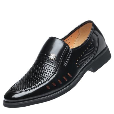 Fashion Summer New Designer Hallow Out Leather Shoes for Men Fashion Casual Soft Sole Men's Dress Shoes Solid Color Loafers Male