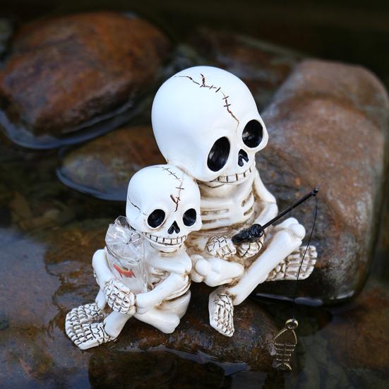 Skeleton Ornament Parent-Child Skull Fishing Design Hand-Painted Resin Figure Garden