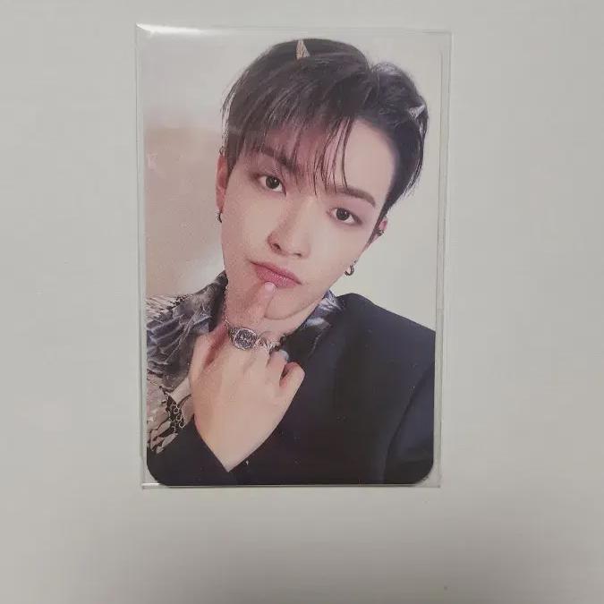 

Ateez Hongjoong Golden Hour: Part.2 Yes24