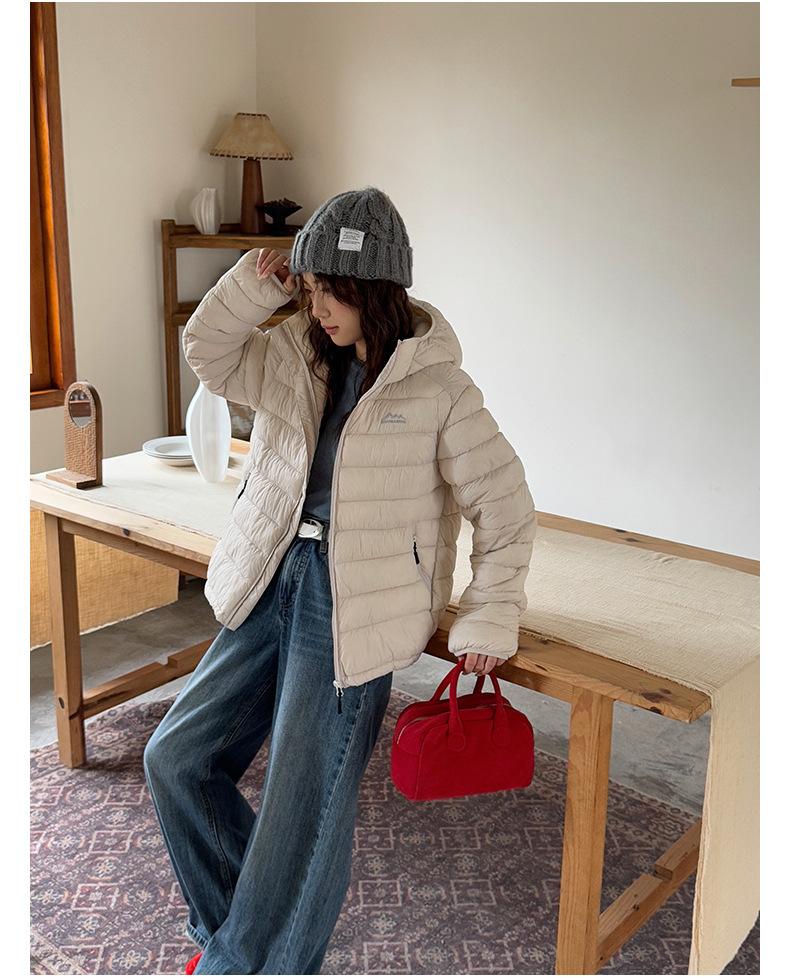 Lightweight Short Hooded Quilted Warm Cotton-padded Jacket