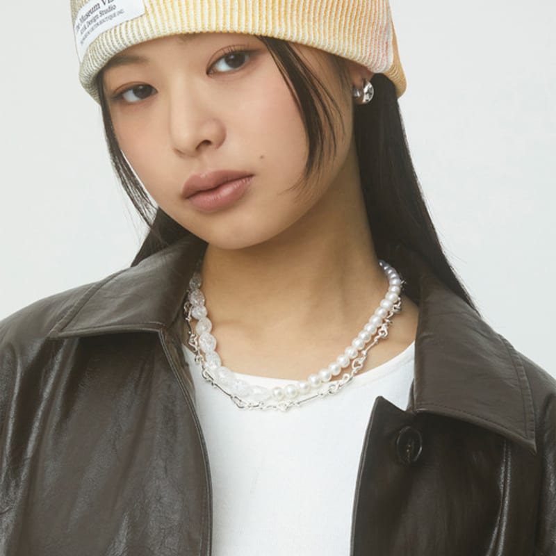 NEUF PIECE DROLE FAUTE ONE TOUCH EARRINGS / Medium