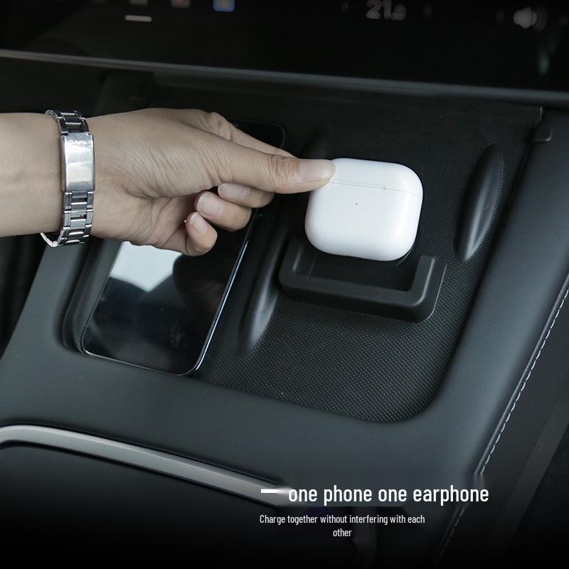 2021-2022 Tesla Model 3/Y Kabellose Ladefläche mit Bluetooth-Kopfhörer-Zusatz