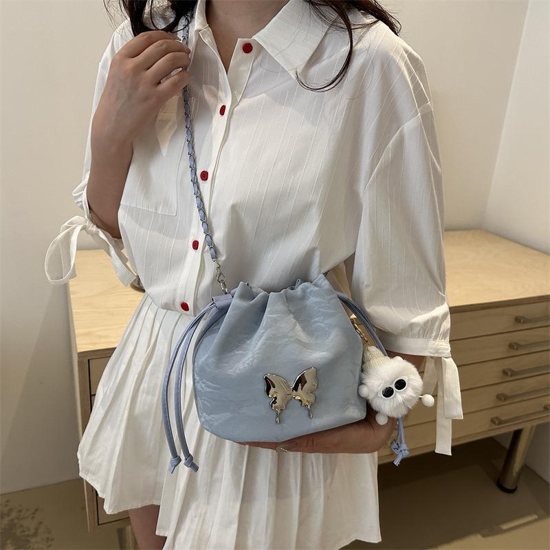 Summer small bag women's new high-end niche designer chain messenger bag fashion bucket bag