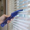1 Stück Wiederverwendbarer Fensterreiniger Einfach zu bedienen und waschbar Geeignet für Jalousien, Rollläden, Vorhänge usw. Abnehmbare und waschbare Staubwedel Haushalt