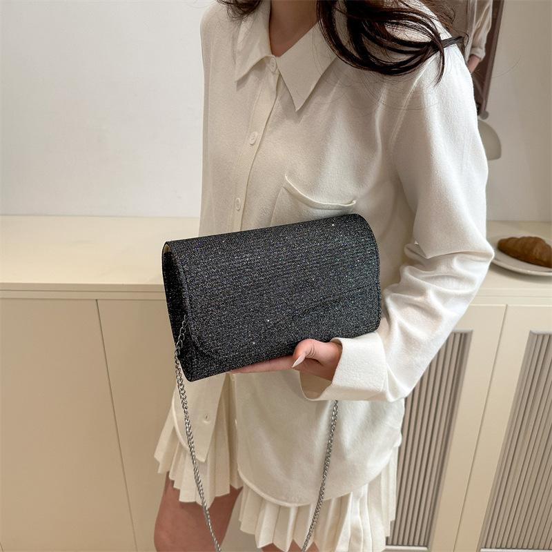 Stylish and simple small square bag women's 2025 summer new solid color shoulder bag casual handbag retro messenger bag