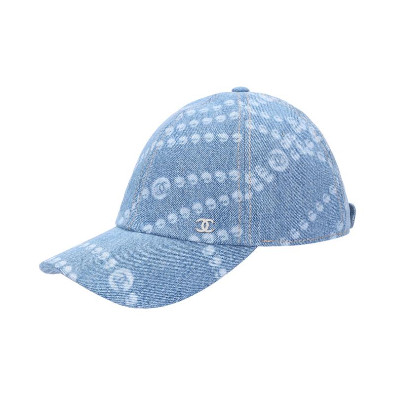 

CHANEL [25P Spring and Summer] Embroidered Logo Peaked Cap, Unisex Couple Style, Blue синій