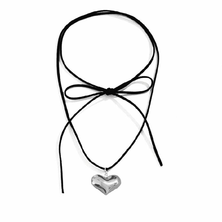 

Simple Love Heart Aesthetic Necklace Fashion Simple Clavicle Chain Women Girls 1