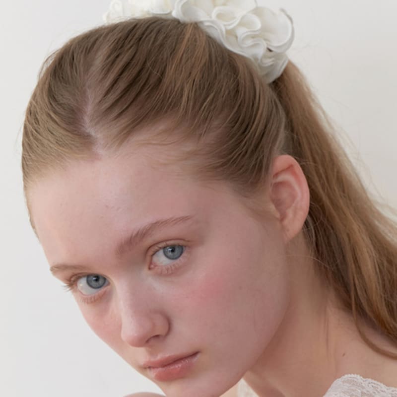 KINDABABY Cloud Blooming Scrunch - Cream