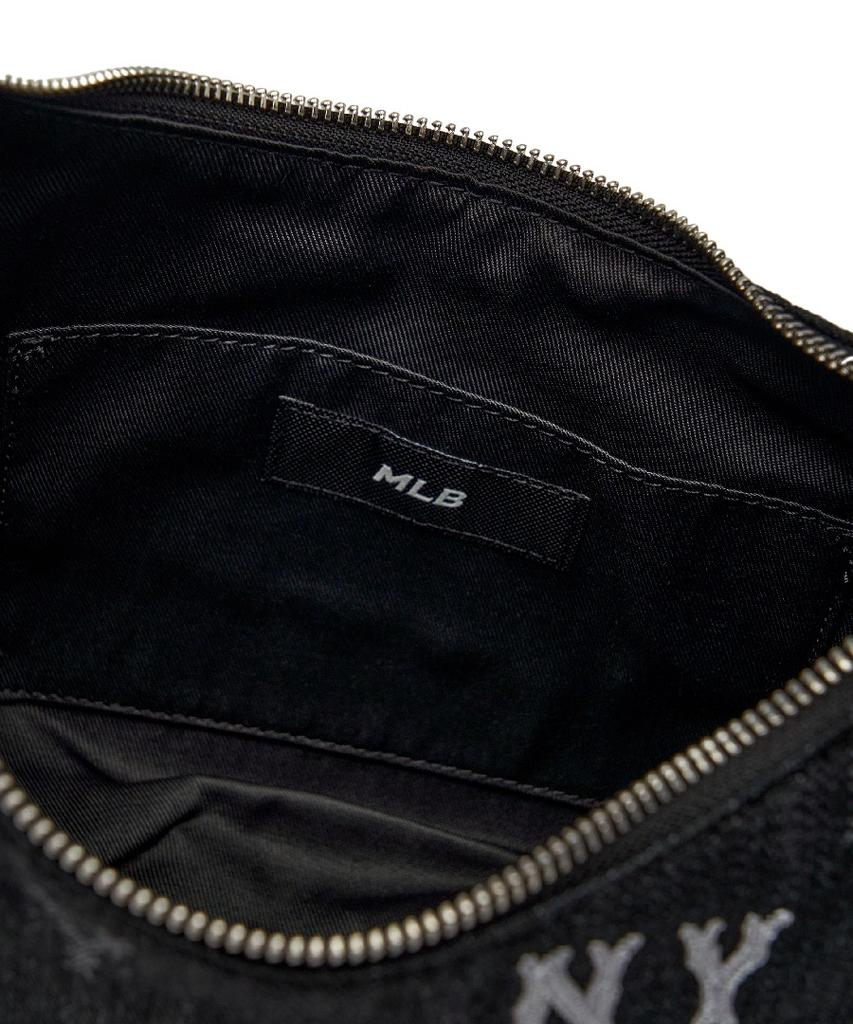 Mlb Hip Monogram Jqd Denim Hobo Bag Ny (Black)