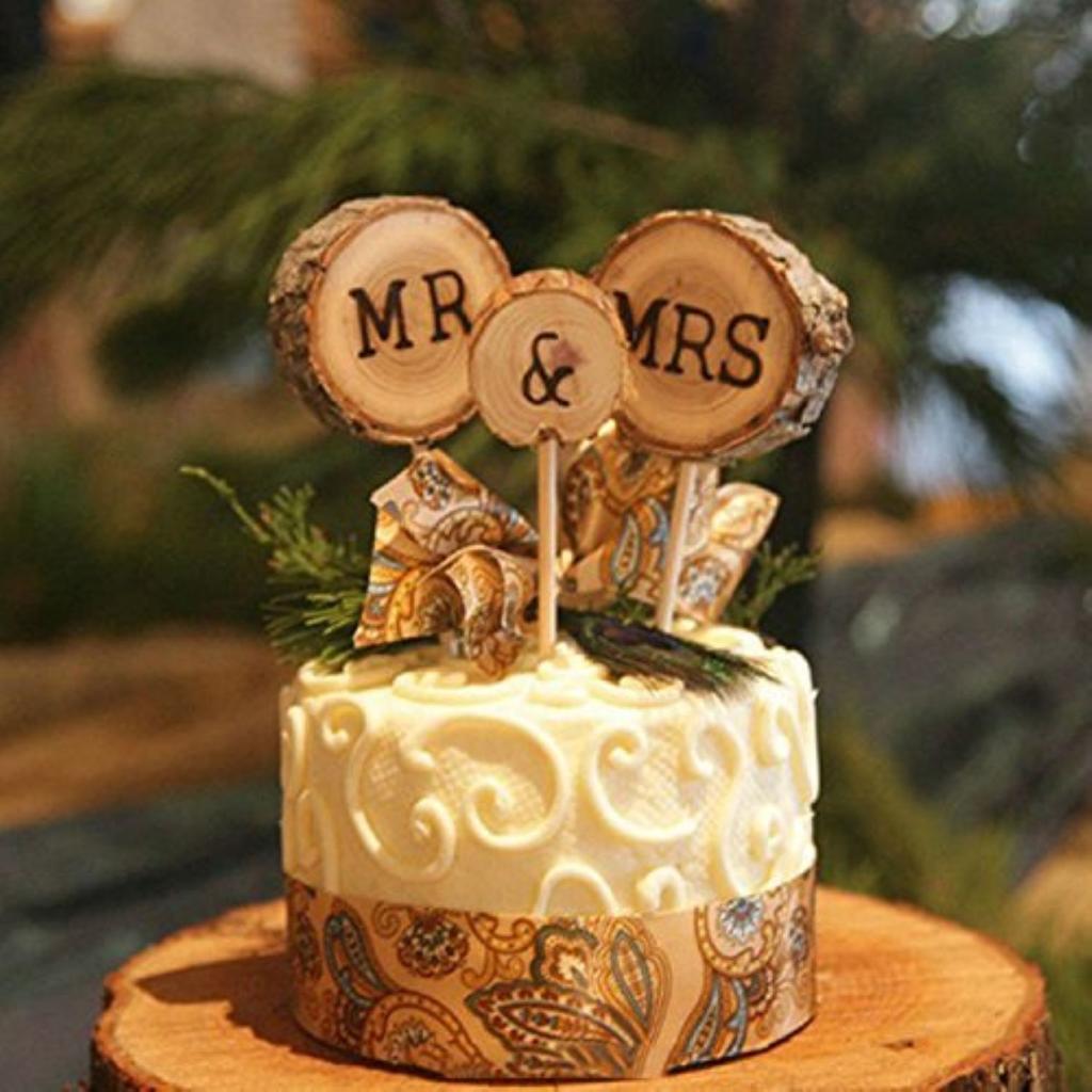 3 Pcs Mr&Mrs Cake Toppers Natural Wood Cake Decoration Chic Rustic Wedding for Couple Sweetheart Party Anniversary Birthday