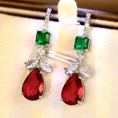 Orecchini Pendenti Huitan alla Moda da Donna con Zirconia Cubica Luminosa Splendidi Accessori Pendenti Creativi alla Moda per Anniversario