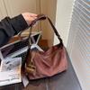Simple large-capacity bag women's new fashion versatile casual shoulder bag commuter messenger tote bag